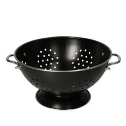 22180150-HIT-Seiher-matt-schwarz-02.jpg Seiher / Sieb 23cm in Schwarz für die Küche im Retro-Stil_Bild_2