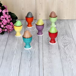 Uni-Bunt-Eierbecher-6er-mood-mit-Eierbecher.jpg 6er Set Eierbecher Uni bunt - 24326740_Bild_7
