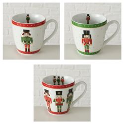 03-2024703-Boltze-Jumbobecher-Andrew-Einzeln-vorn.jpg B. 3tlg Set Jumbobecher Andrew mit Nußknacker-Motiv 350 ml - 2024703_Bild_3