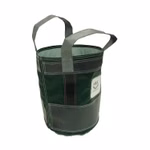 Vielseitiger und langlebiger Sack aus grünem oder grauen einseitig beschichtetem PVC-Gwebe. Vielseitiger Gartensack & Aufbewahrungssack aus einseitig beschichtetem PVC als perfekte Wahl für alle, die eine praktische Lösung suchen. Mit einer durchdachten Schlaufenanordnung und robustem Design ist er bestens auch für schwere Lasten geeignet.
