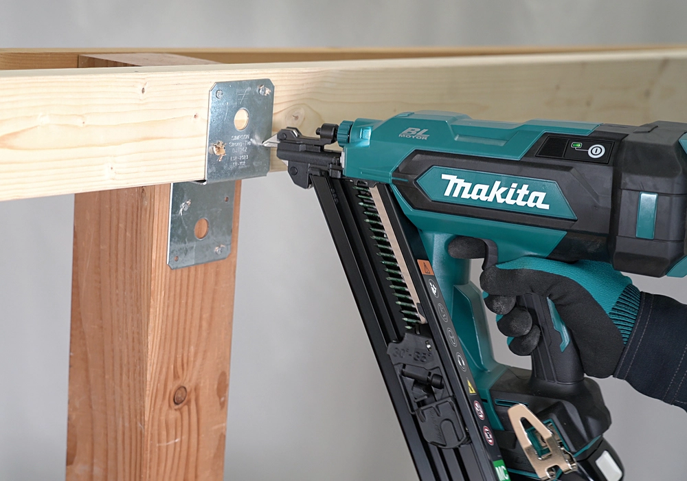 Makita DBN640 Anwendung 1