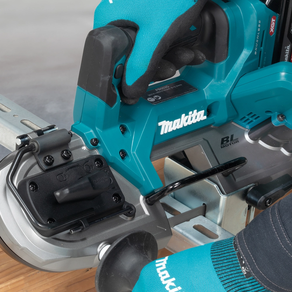 Makita PB003G Anwendung 1
