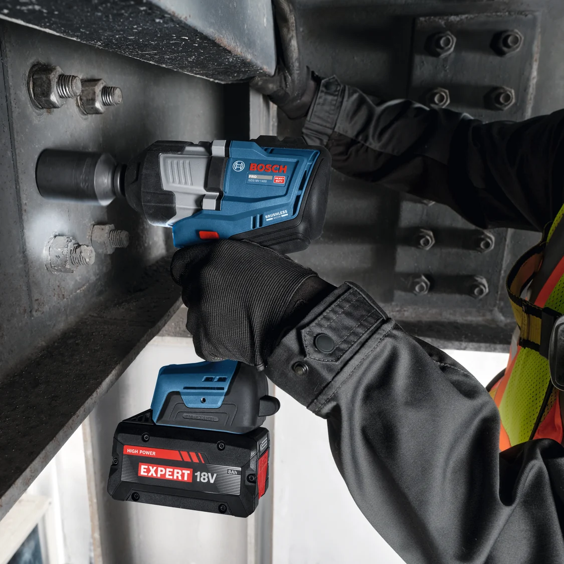Bosch GDS 18V-1400 im Einsatz