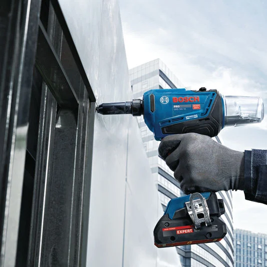 Bosch GRG 18V-16 im Einsatz