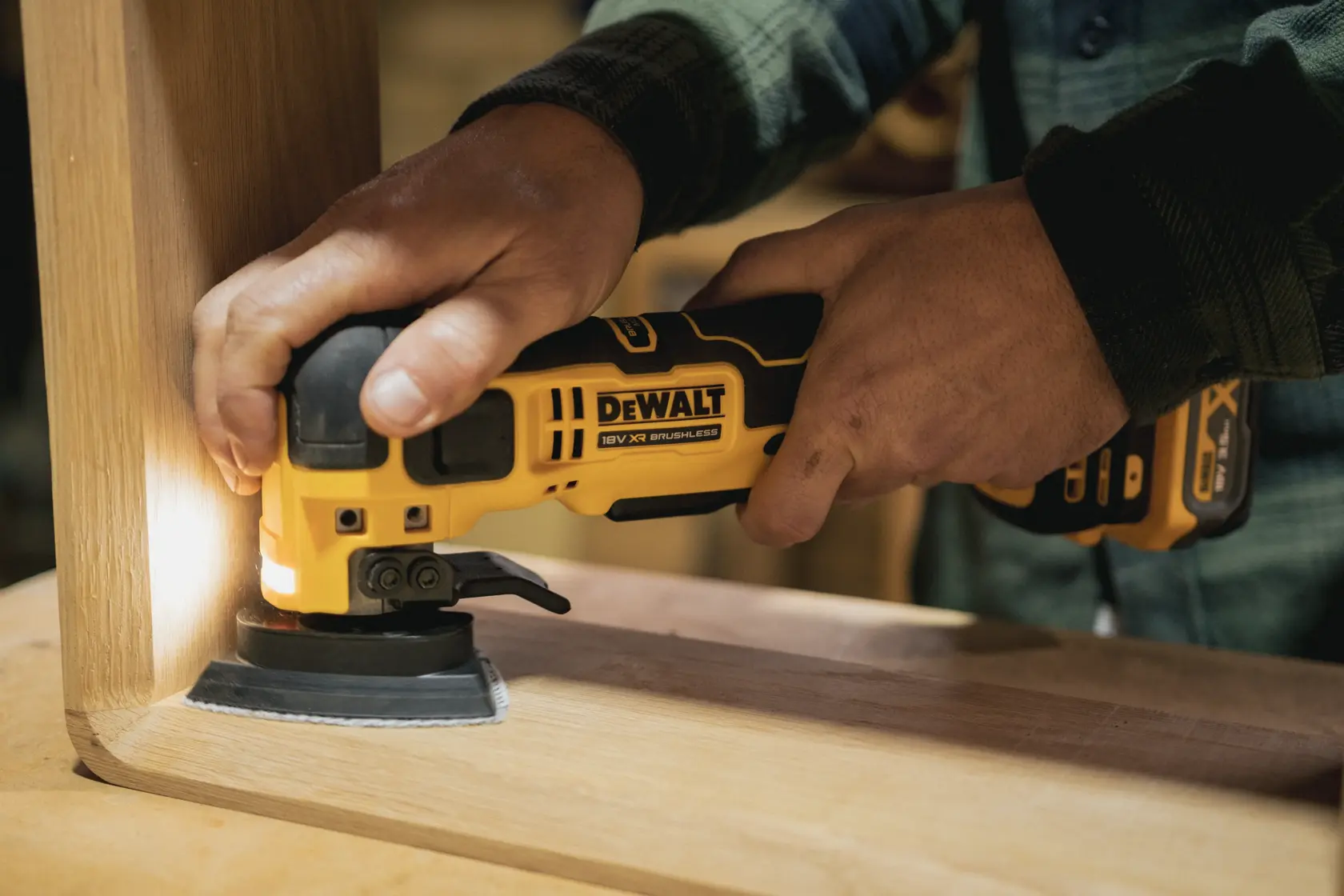 DEWALT DCS358NT-XJ Anwendung