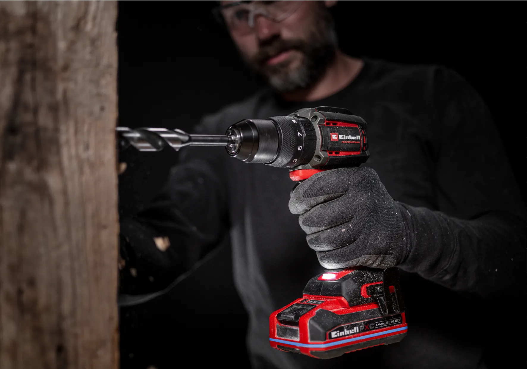 Einhell Professional Ger&auml;t der COMPACT SERIES im Einsatz