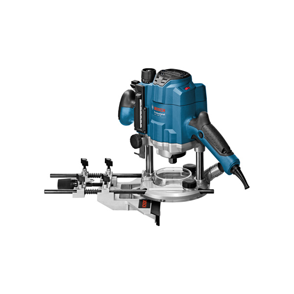 Router professionale GOF 1250 CE di Bosch in un set in una scatola