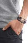 Lederarmband-Wolf-2.jpg