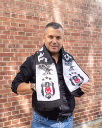 Schal-BJK-Adler-3.jpg Schal-BJK-Adler-3.jpg