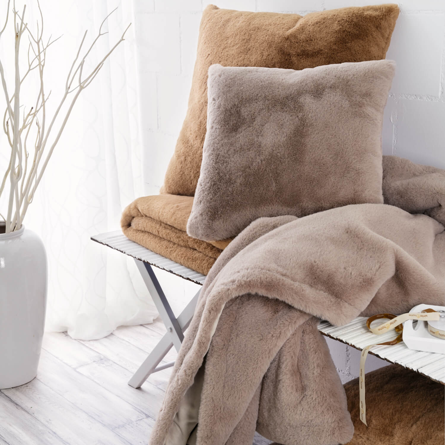 Winterhome Fellkissen Guanaco Pearl Full Fur