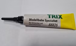 Trix-H0-T66626-Spezial-Fett-Eine-Tube-48056_1.jpg Trix-H0-T66626-Spezial-Fett-Eine-Tube-48056_1.jpg