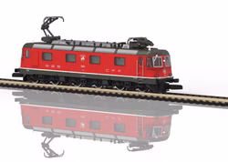 Maerklin-Z-88240-E-Lok-Re-6-6-SBB-49068_2.jpg Maerklin-Z-88240-E-Lok-Re-6-6-SBB-49068_2.jpg