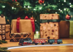 Maerklin-H0-29124-Maerklin-Start-up-Startpackung-Weihnachten-62029_2.jpg Maerklin-H0-29124-Maerklin-Start-up-Startpackung-Weihnachten-62029_2.jpg
