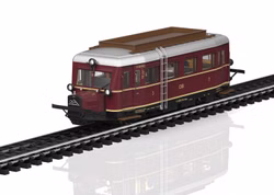 Maerklin-H0-38135-Dieseltriebwagen-Baureihe-VT-88-9-das-Schweineschnaeuzchen-63786_1.jpg Maerklin-H0-38135-Dieseltriebwagen-Baureihe-VT-88-9-das-Schweineschnaeuzchen-63786_1.jpg
