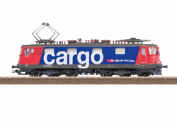 Trix-H0-25667-Elektrolokomotive-Ae-610-63833.jpg Trix-H0-25667-Elektrolokomotive-Ae-610-63833.jpg
