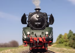 Maerklin-H0-39029-Dampflokomotive-Baureihe-18-3-63954_1.jpg Maerklin-H0-39029-Dampflokomotive-Baureihe-18-3-63954_1.jpg