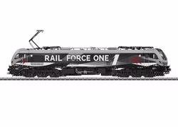 Maerklin-H0-38901-Zweikraftlok-Euro9000-RFO-64030.jpg Maerklin-H0-38901-Zweikraftlok-Euro9000-RFO-64030.jpg