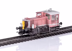 Maerklin-H0-36348-Diesellokomotive-Baureihe-335-64438.jpg Maerklin-H0-36348-Diesellokomotive-Baureihe-335-64438.jpg