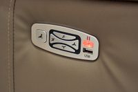 Elektrischer Massagesessel mit Beinanhebung & verstellbare Rückenlehne - Braun