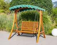 Hollywoodschaukel mit Sonnendach, ca. 170 x 120 x 180 cm – Natur