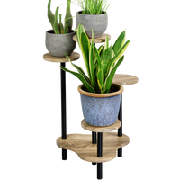 Blumenständer, Eichendekor