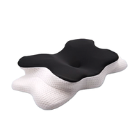 Ergonomisches Nackenstützkissen "Dreams"