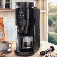 Kaffeemaschine mit Mahlwerk KA 4832