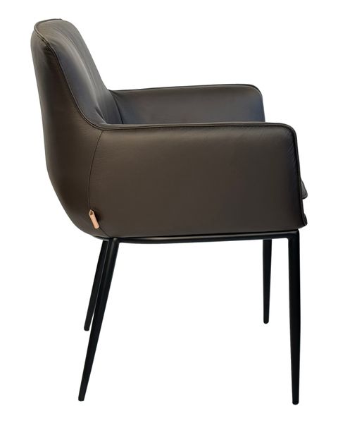 SIX Echtleder Esszimmerstuhl - Lusso Braun mit Armlehne und massivem Stahlrahmen - Design ideal für Esszimmer, Küche & Wohnzimmer - Fertig montiert, bis 150 kg - Gastronomie-Qualität | Lederstühle Esszimmer-Stühle kaufen bei