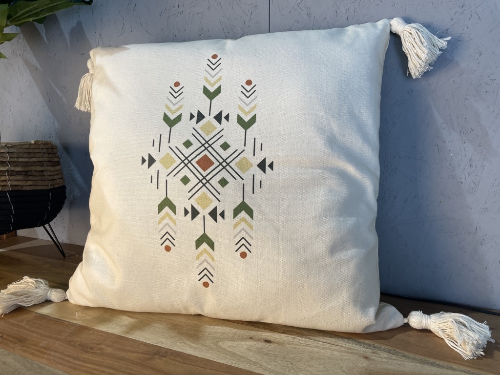 Kissen Dekokissen 45 x 45 cm beige weiß Bezug Füllung