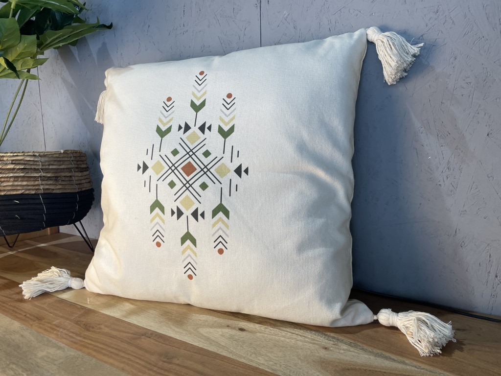 Kissen Dekokissen 45 x 45 cm beige weiß Bezug Füllung