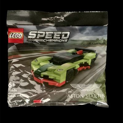 LEGO® Speed Champions 30434 - Aston Martin Valkyrie AMR Pro LEGO® Speed Champions 30434 - Aston Martin Valkyrie AMR Pro