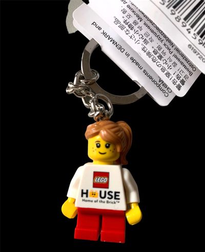 LEGO® House 853713 - Billund House Girl Key Chain / Schlüsselanhänger LEGO® House 853713 - Billund House Girl Key Chain / Schlüsselanhänger