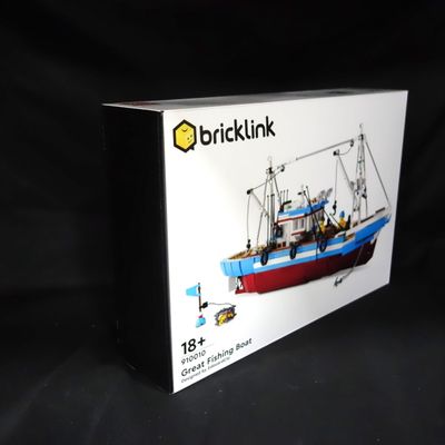 LEGO® 2021 Bricklink Designer Program 910010 - Großer Fischkutter / The Great Fishing Boat LEGO® 2021 Bricklink Designer Program 910010 - Großer Fischkutter / The Great Fishing Boat