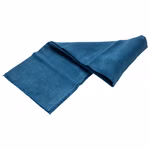 Ein gefaltetes blaues Wolltuch aus Filges erhältlich als "Spieltuch aus Wolle" in 6 Farben und 3 Größen. blau