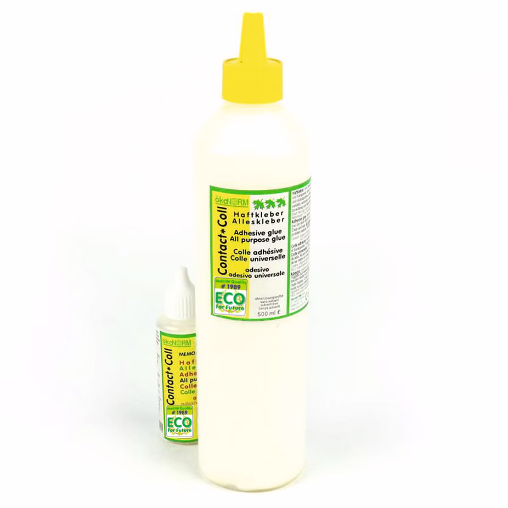 ökoNORM Nachfüllflasche Allzweck- und Haftkleber 500 ml _14317 Zwei aufrecht stehende Flaschen von ökoNORM Nachfüllflasche Allzweck- und Haftkleber 500 ml - eine große eine kleine - stehen auf weißem Hintergrund. Beide haben gelbe Verschlüsse grüne umweltfreundliche Etiketten und Produktinformationen in mehreren Sprac