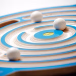 Balancing maze