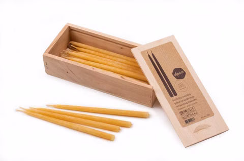 Beeswax candles for cakes and tarts