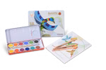 Stockmar STOCKMAR Set „Malen und Zeichnen“ mit sechseckige Stiften Geschenkte mit sechseckige Stiften_30415 Das Stockmar Set "Malen und Zeichnen" enthält Aquarellfarben mit Pinsel Buntstifte und einen Skizzenblock in einer farbenfrohen Verpackung mit Vogelmotiven.