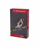 Quelle & Meyer Verlag Naturquartett Heimische Vögel _15682 Das Kartenspiel Naturquartett Heimische Vögel aus dem Quelle & Meyer Verlag kommt in einer roten Schachtel mit deutschem Naturtext und dem Foto eines Stieglitzes auf einem mit Flechten bewachsenen Ast.