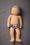 Poupée bébé à la peau claire