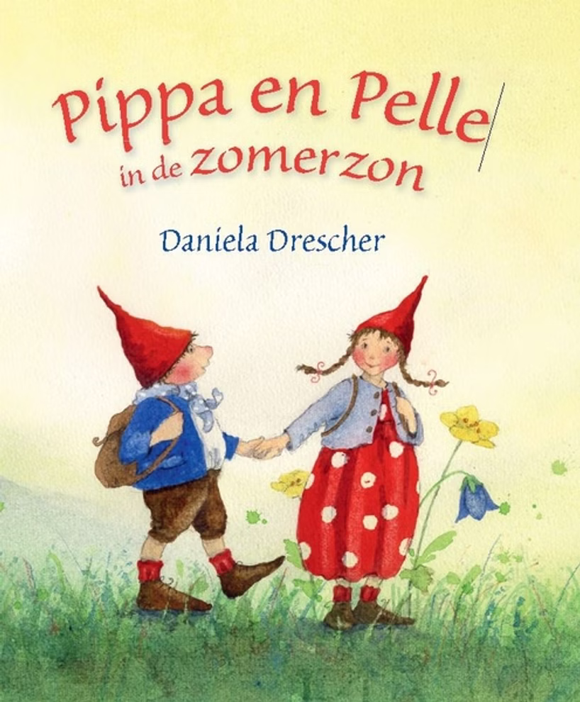 Christofoor Pippa en Pelle in de zomerzon Daniela Drescher_16886 Das Buch "Pippa en Pelle in de zomerzon Daniela Drescher" von Christofoor zeigt auf dem illustrierten Cover zwei Zwerge einen Jungen und ein Mädchen die sich auf einer blühenden Wiese an den Händen halten.