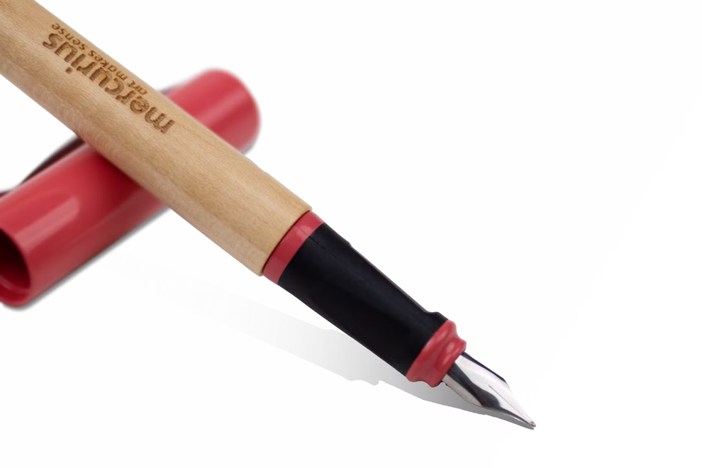 School fountain pens red School fountain pens red
