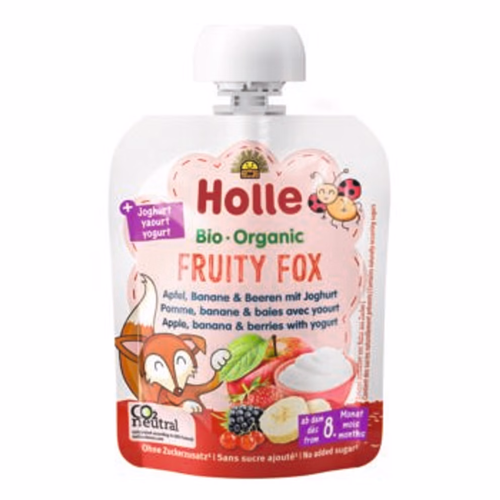 Holle Fruity Fox - Pouchy Apfel Banane & Beeren mit Joghurt ab dem 8. Monat_21253 Holle Fruity Fox - Pouchy Apfel Banane & Beeren mit Joghurt ab dem 8. Monat ist ein rosa-weißer Babynahrungsbeutel mit Apfel Banane Beeren und Joghurt geeignet für Babys ab 8 Monaten.