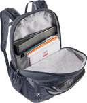 Der Deuter Schulrucksack Cotogy (26 l schwarz) ist aufgeklappt und offenbart ein übersichtliches Hauptfach mit Laptop Ordnern Notizbüchern und einer Netztasche mit Reißverschluss auf der Frontklappe.