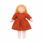 Lisa, poupée de type Waldorf 