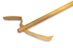 Der Choroi Flötenwischer Holz aus Ahorn ist ein Holzstab mit abgeflachtem Griff und gelbem Gummiband der an eine traditionelle Schleuder erinnert.