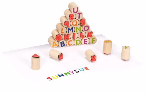 Tampon en bois lettres majuscules