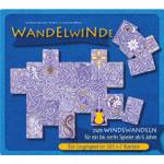 Eine blaue Schachtel von Sonnenblau enthält Wandelwinde - Spiel Hahn ein deutsches Kartenspiel (101+7 Karten) mit keltischen Motiven Tieren und Symbolen für bis zu 6 Spieler ab 6 Jahren. Auf der Schachtel steht "WANDELWINDE" und Informationen zum Spiel.