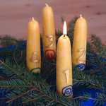 Beeswax candles, 4 pieces, natural