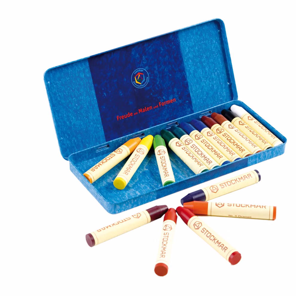 Crayons de cire, 16 couleurs dans un étui métallique Crayons de cire, 16 couleurs dans un étui métallique